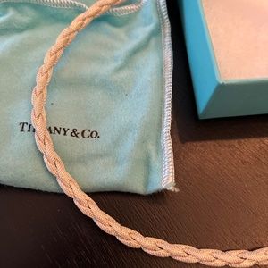 Tiffany Somerset necklace